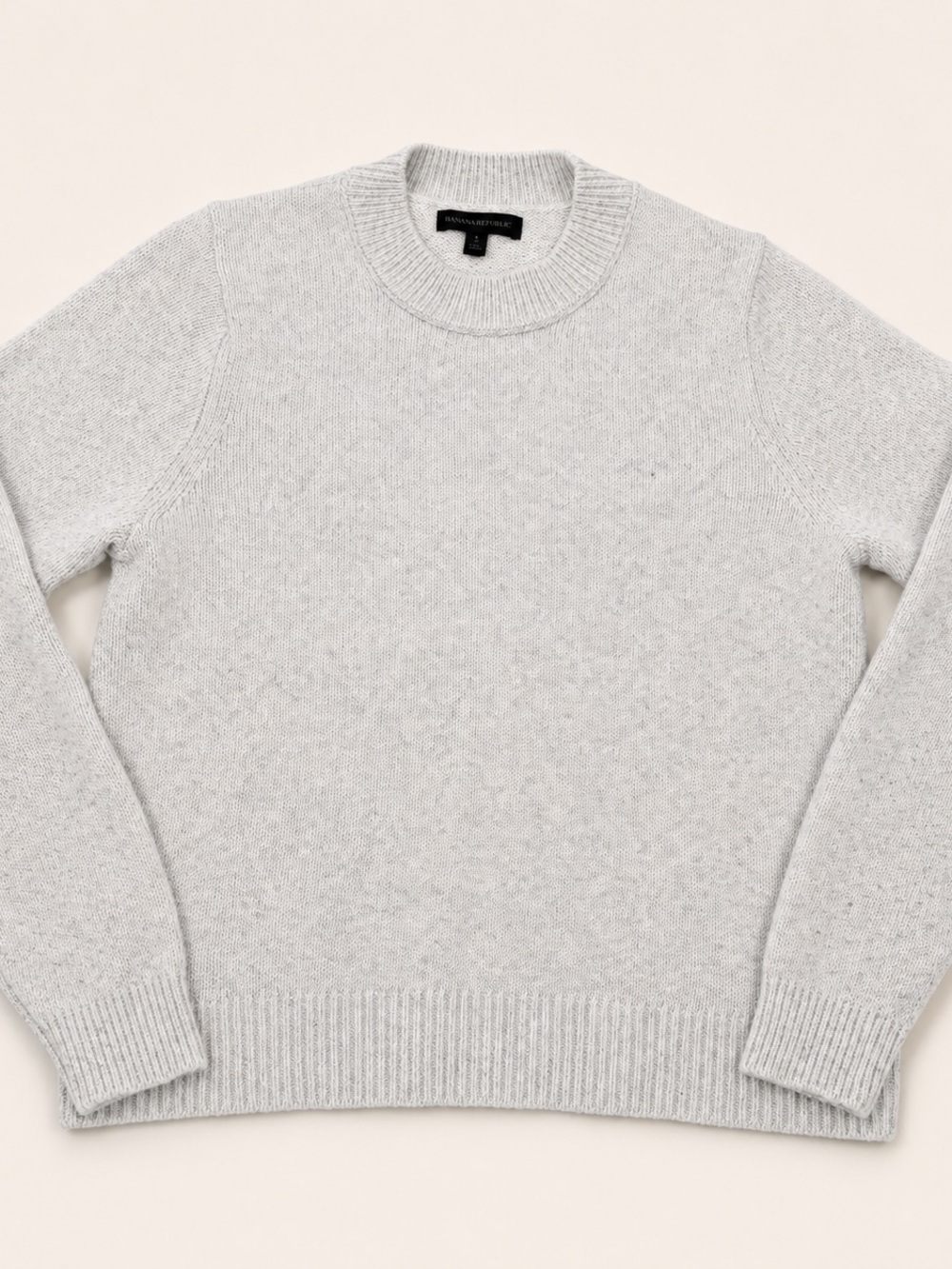 Banana Republic Gray Knit Crewneck Sweater – Size Small